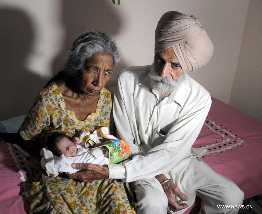 70-year-old woman gives birth to her first child in India (2) - People's  Daily Online