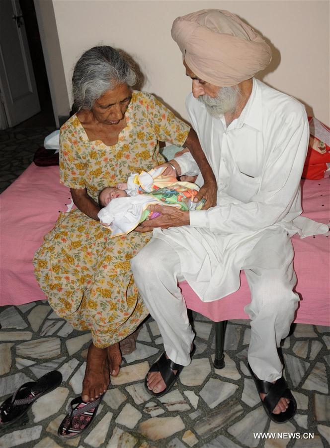 INDIA-AMRITSAR-70 YEAR OLD LADY-GIVE BIRTH