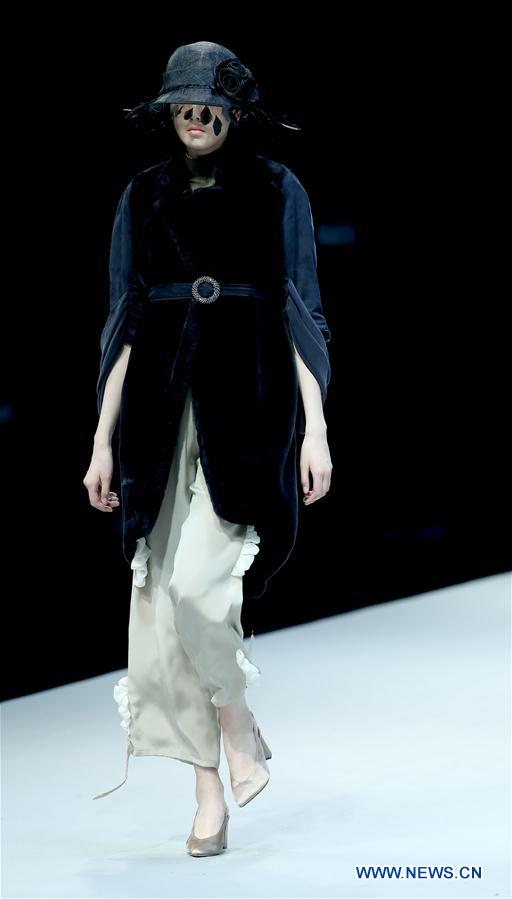 CHINA-BEIJING-GRADUATE FASHION WEEK (CN)