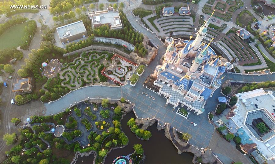 CHINA-SHANGHAI-DISNEYLAND (CN)