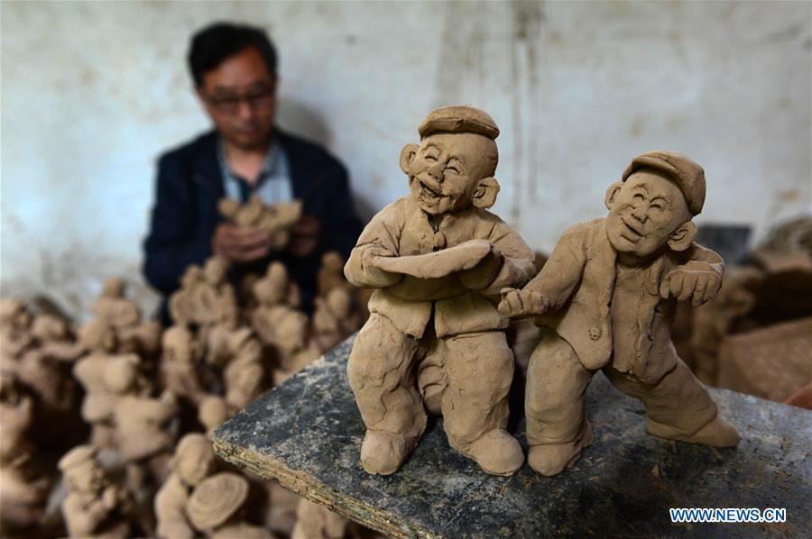 CHINA-HENAN-XUNXIAN-CLAY SCULPTURE-MUD CUCKOO (CN)