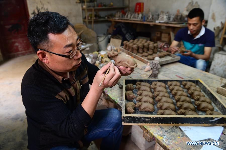 CHINA-HENAN-XUNXIAN-CLAY SCULPTURE-MUD CUCKOO (CN)