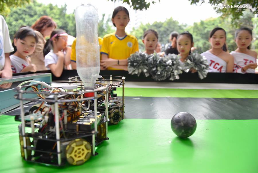 (SP)CHINA-FUZHOU-SCHOOL FOOTBALL (CN)