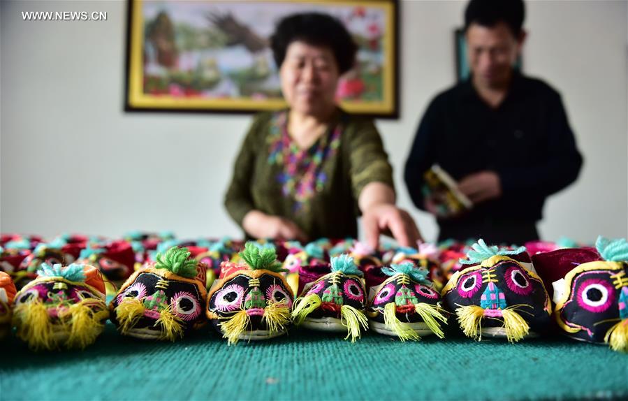 CHINA-ANHUI-BENGBU-TIGER-HEAD SHOES INHERITORS (CN)