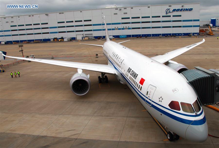 CHINA-CHENGDU-AIR CHINA-BOEING 787-9 DREAMLINER (CN) 