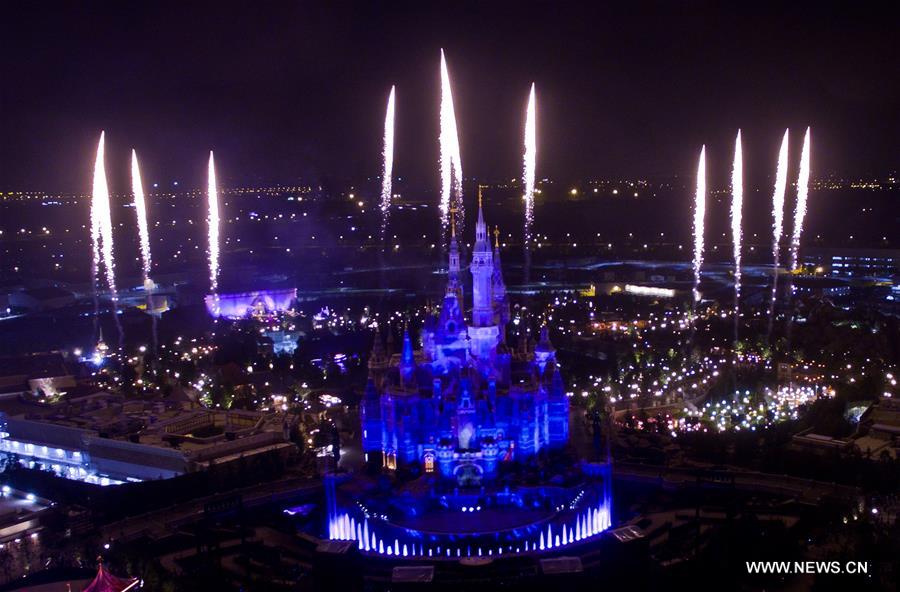 #CHINA-SHANGHAI-DISNEYLAND-FIREWORK SHOW(CN)