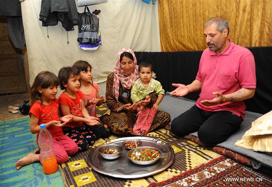 SYRIA-DAMASCUS-RAMADAN-IFTAR