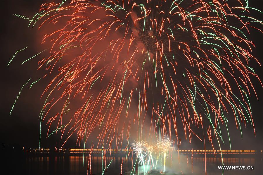 #CHINA-HUBEI-QU YUAN-HOMETOWN-FIREWORK CONCERT(CN)