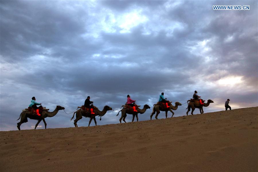 #CHINA-GANSU-HOLIDAY-TOURISM (CN)