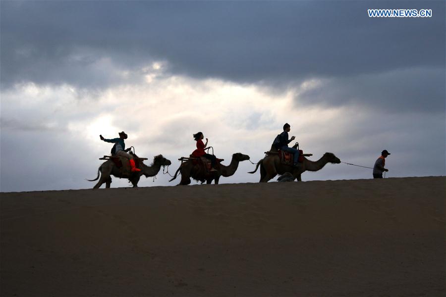 #CHINA-GANSU-HOLIDAY-TOURISM (CN)