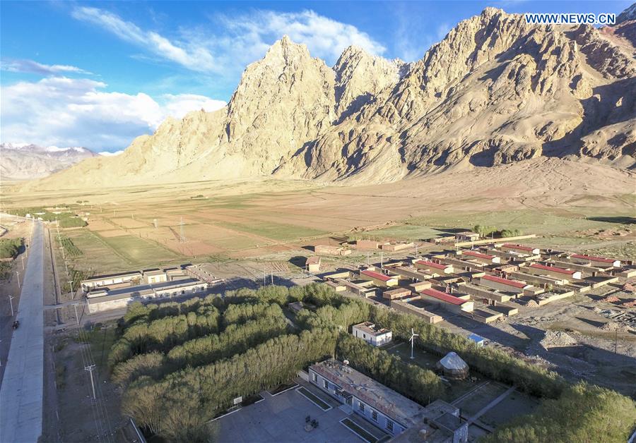 CHINA-XINJIANG-WAKHAN CORRIDOR (CN)