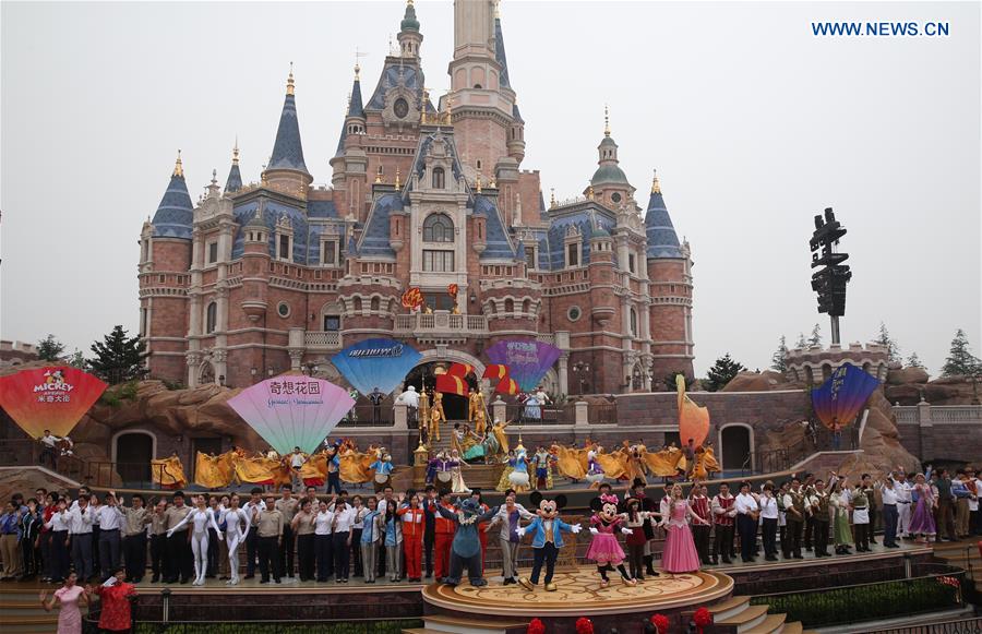 CHINA-SHANGHAI-DISNEY RESORT-OPEN (CN)