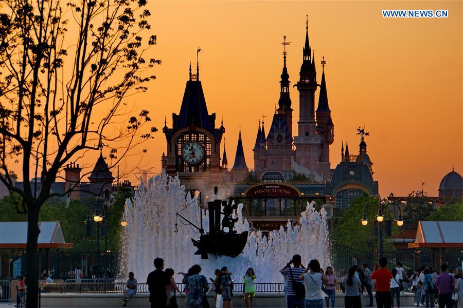 #CHINA-SHANGHAI-DISNEYLAND (CN) 
