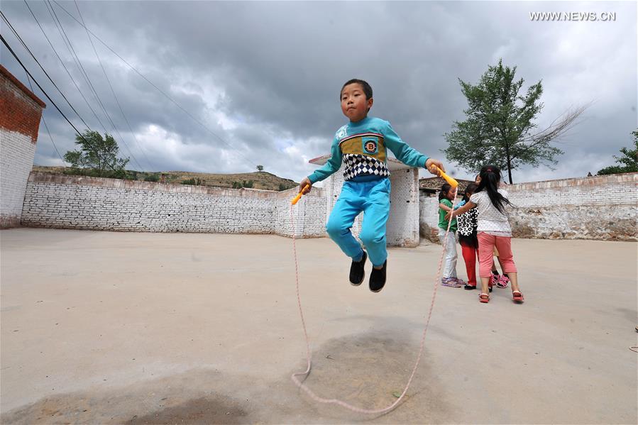 CHINA-SHANXI-RURAL CHILDREN-PE CLASS (CN)