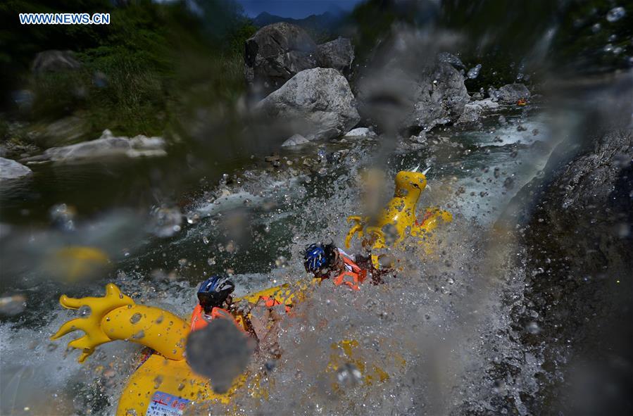 #CHINA-YICHANG-DRAGON BOAT-DRIFT (CN)