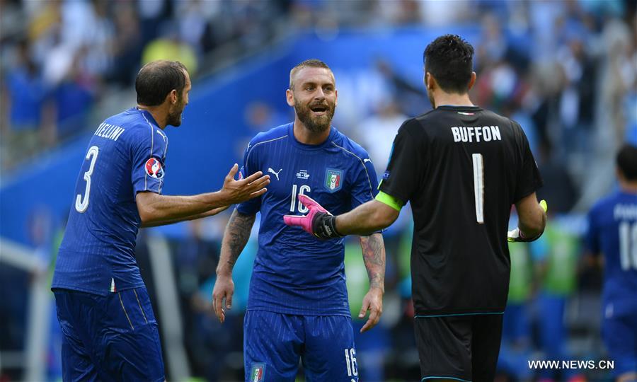 (SP)FRANCE-PARIS-SOCCER-EURO 2016-SPAIN-ITALY