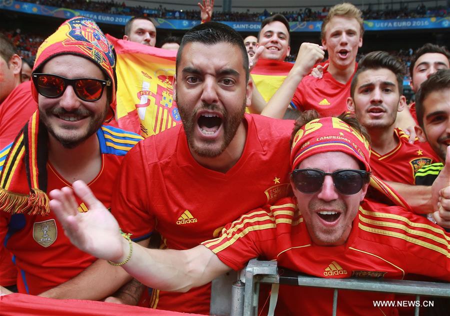 (SP)FRANCE-PARIS-SOCCER-EURO 2016-SPAIN-ITALY