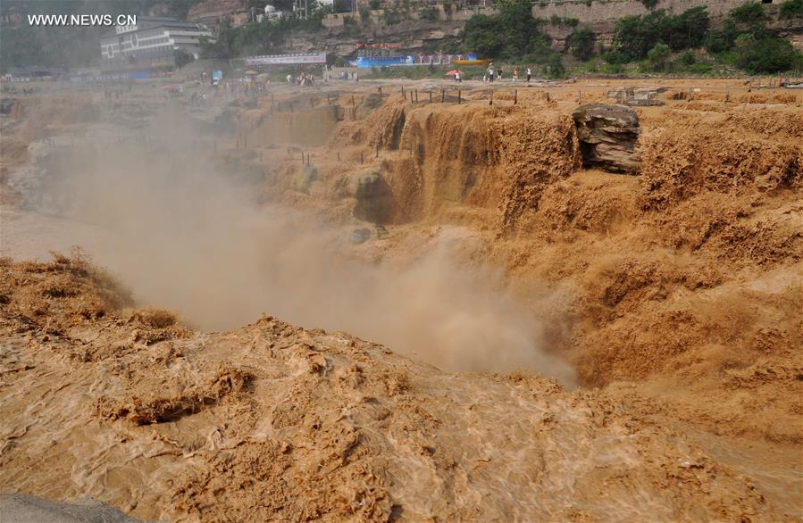 #CHINA-SHANXI-HUKOU WATERFALL (CN)