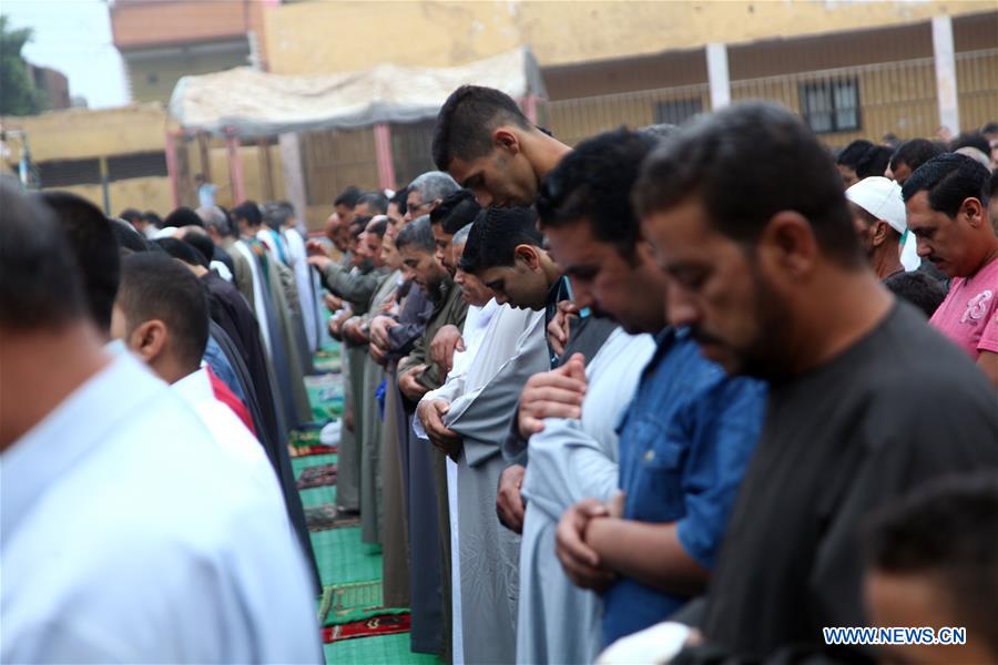 EGYPT-MONOFYA-MUSLIMS-EID AL-FITR