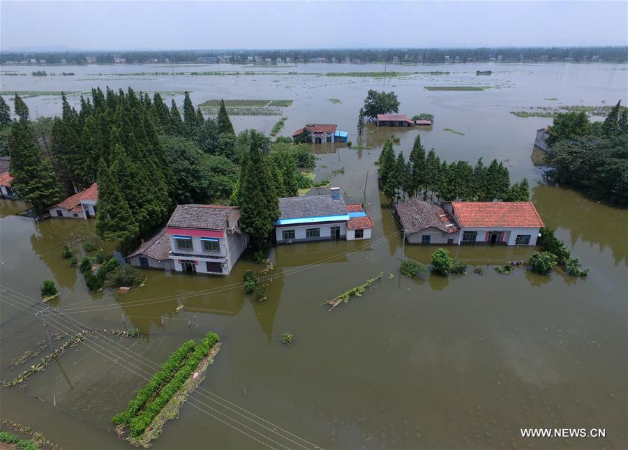 CHINA-HUNAN-HUARONG-FLOOD-DIKE BREACH (CN)