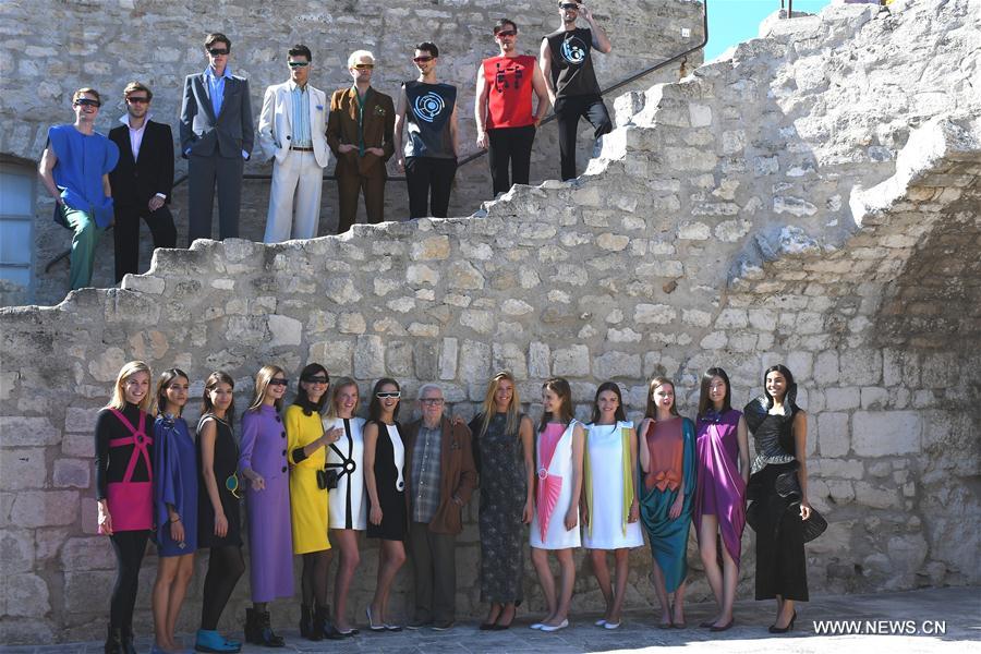 FRANCE-FASHION-PIERRE CARDIN