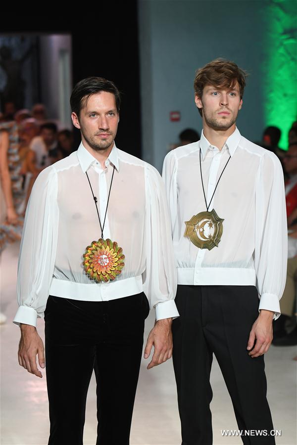 FRANCE-FASHION-PIERRE CARDIN