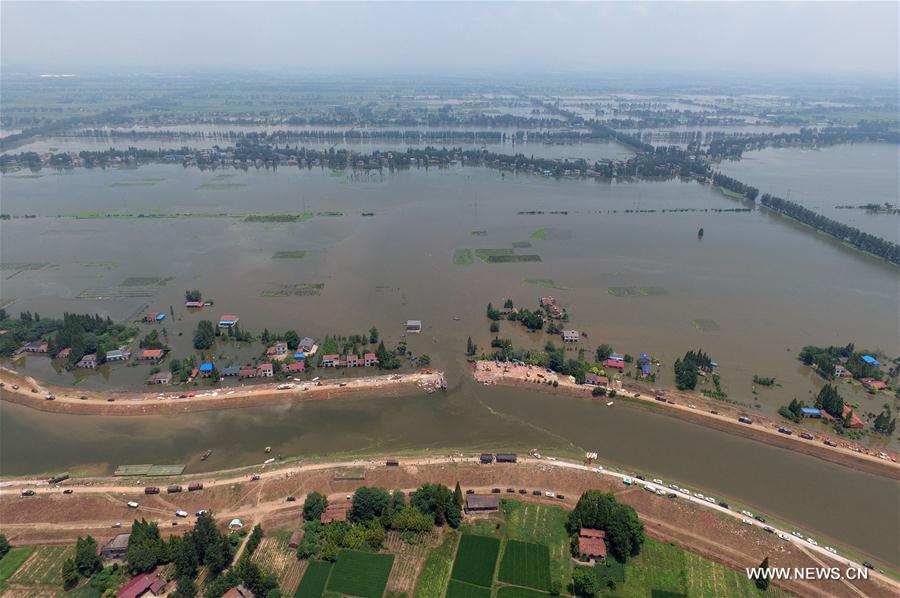 CHINA-HUNAN-HUARONG-FLOOD-DIKE BREACH (CN)