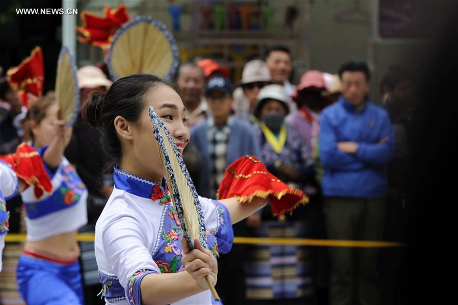 CHINA-LHASA-JIANGXI-CULTURE-PERFORMANCE (CN)