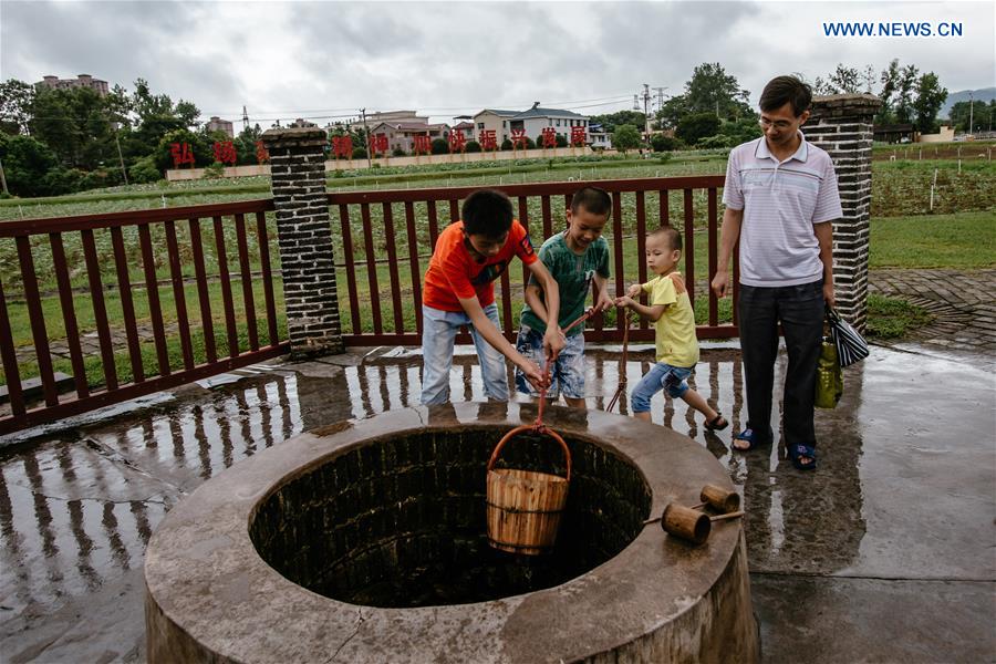 CHINA-JIANGXI-RUIJIN-RED CAPITAL (CN) 