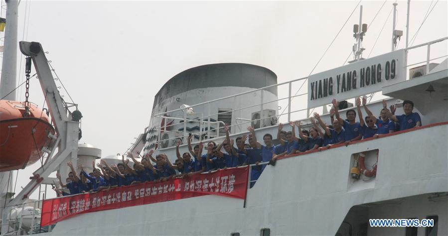 CHINA-QINGDAO-JIAOLONG-SUBMERSIBLE-RETURN (CN)