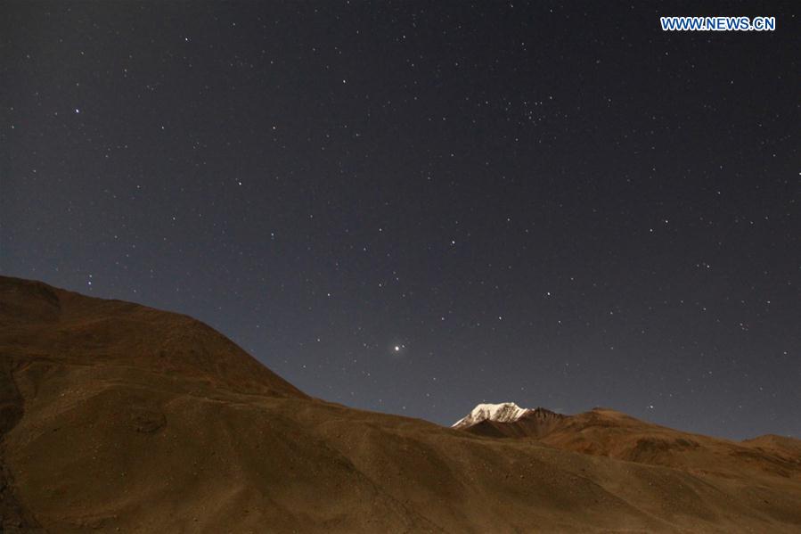 CHINA-TIBET-MOUNT EVEREST-NIGHT SKY(CN)