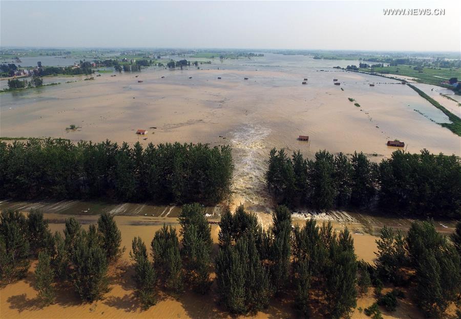 #CHINA-HUBEI-TIANMEN-FLOOD-DIKE BREACH (CN*)