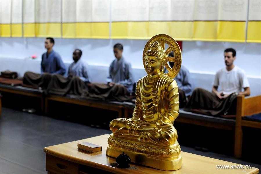 CHINA-HENAN-SHAOLIN TEMPLE-AFRICAN APPRENTICES (CN) 