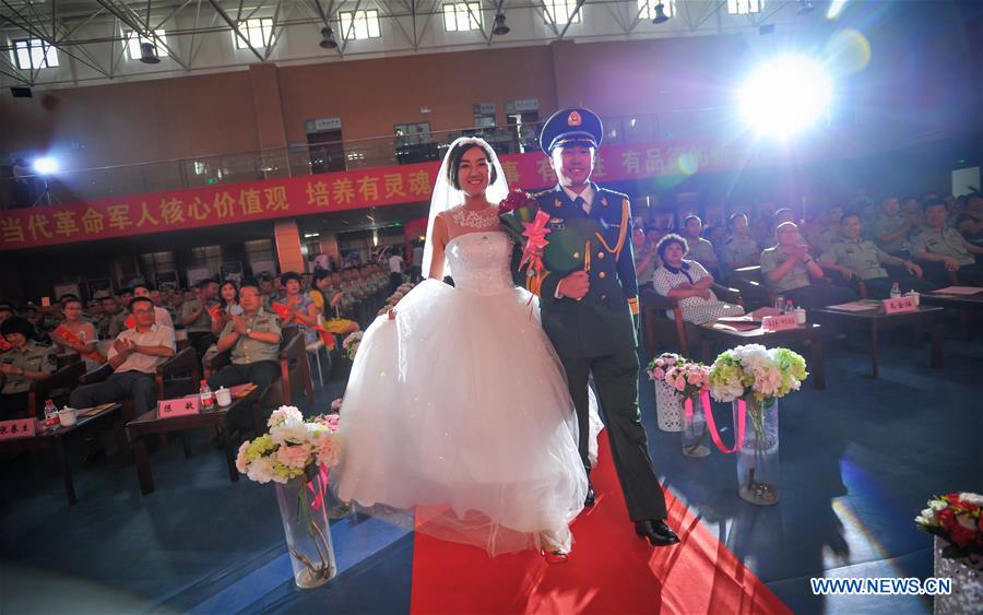 CHINA-XINJIANG-KASHGAR-FRONTIER SOLDIERS-GROUP WEDDING (CN) 