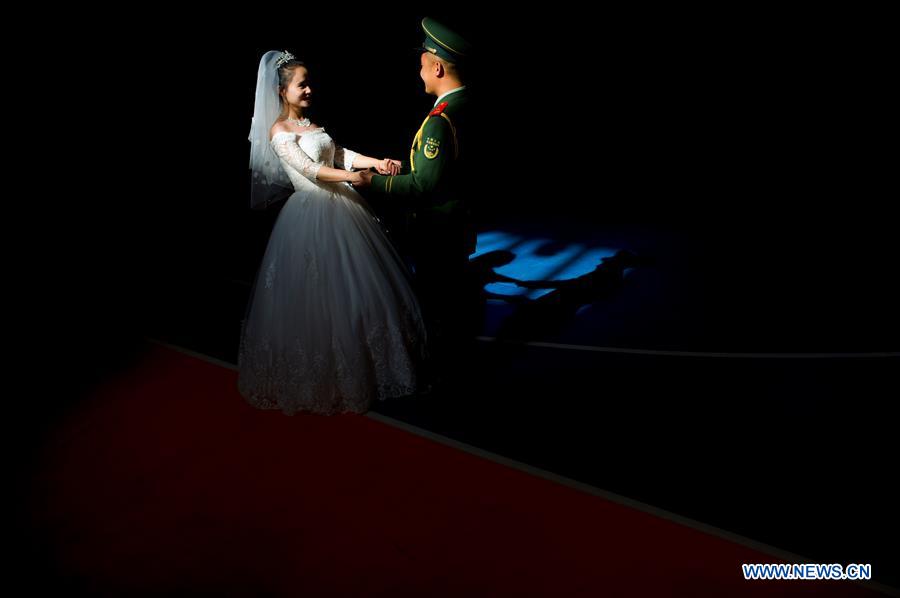 CHINA-XINJIANG-KASHGAR-FRONTIER SOLDIERS-GROUP WEDDING (CN) 