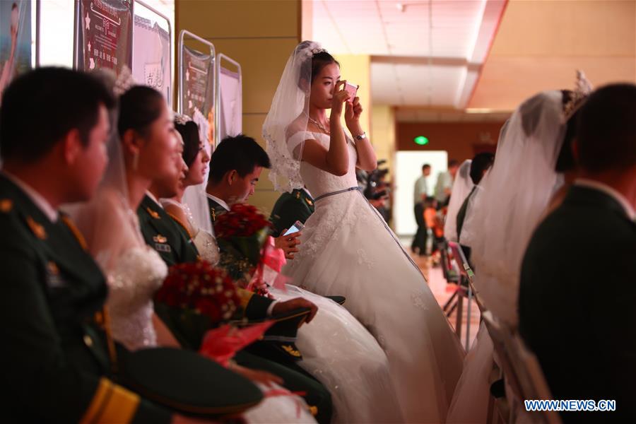 CHINA-XINJIANG-KASHGAR-FRONTIER SOLDIERS-GROUP WEDDING (CN) 