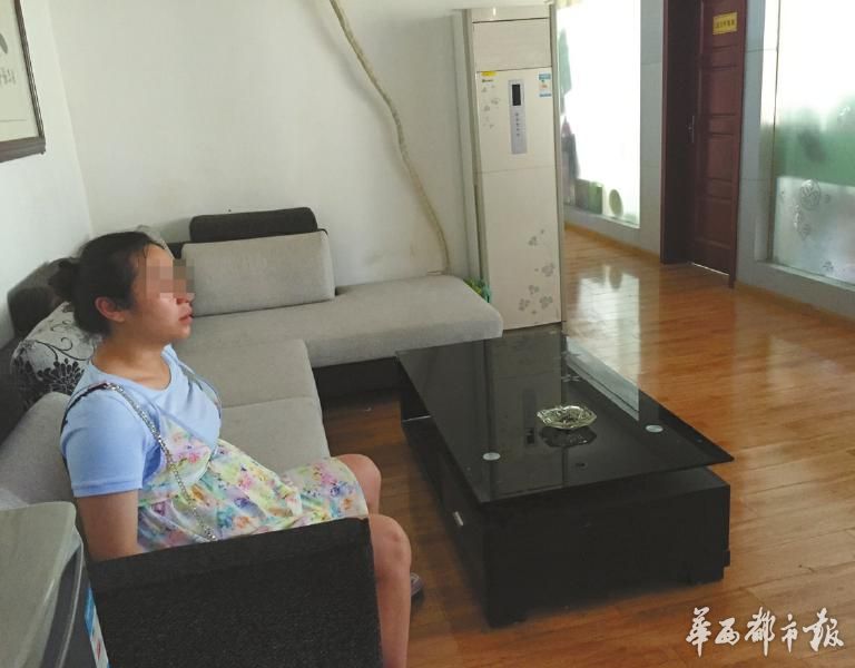 孕妇王梅被迫接受“离职协议”。