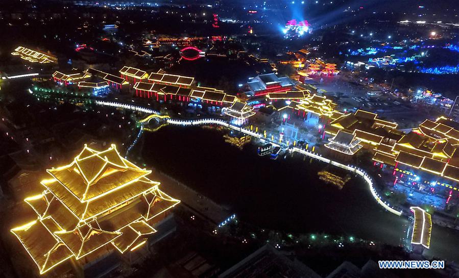 CHINA-HENAN-KAIFENG-NIGHT VIEW (CN)