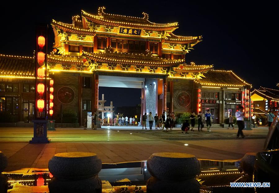 CHINA-HENAN-KAIFENG-NIGHT VIEW (CN)