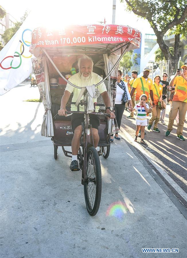 (SP)BRAZIL-RIO DE JANEIRO-OLYMPICS-CHINESE FAMER-RICKSHAW RIDE