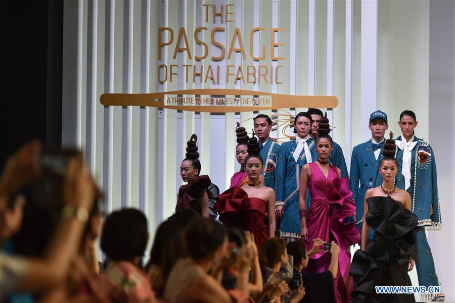 THAILAND-BANGKOK-THAI FABRIC-FASHION SHOW