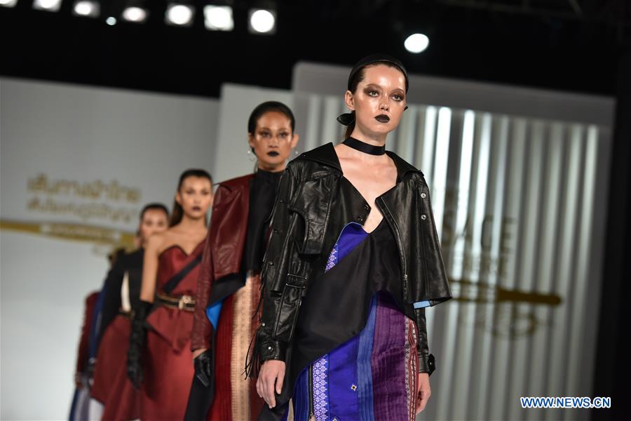 THAILAND-BANGKOK-THAI FABRIC-FASHION SHOW
