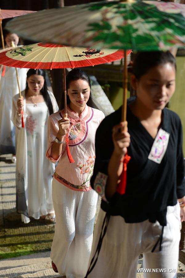 #CHINA-GUIZHOU-LIPING-DRESS SHOW (CN)