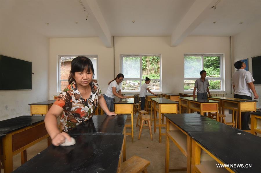 As the new semester draws near, repair work in 61 schools has been finished. Reinforcement and rebuilding for the other seven schools are underway