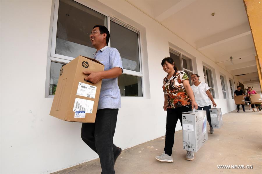 As the new semester draws near, repair work in 61 schools has been finished. Reinforcement and rebuilding for the other seven schools are underway