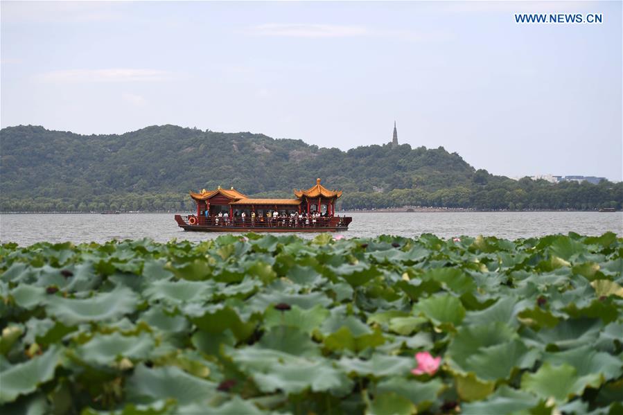 CHINA-HANGZHOU-WEST LAKE-SCENERY (CN)