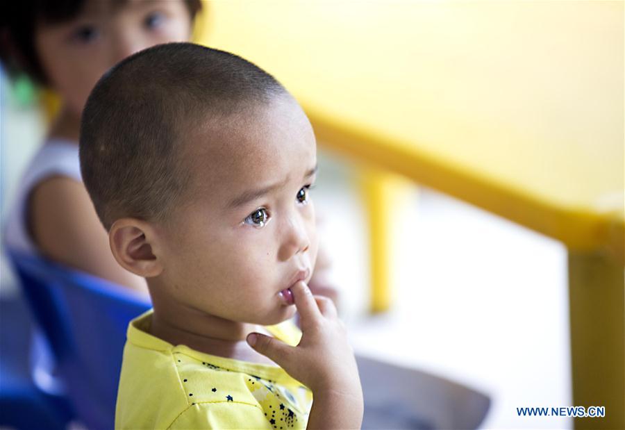 #CHINA-SCHOOL OPENING DAY-DIFFERENT EXPRESSION (CN)