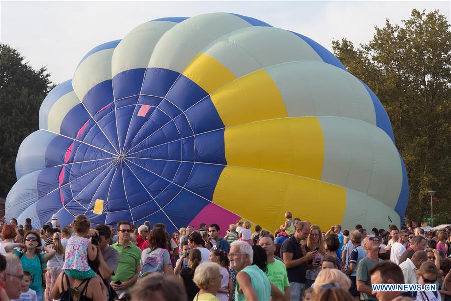 HUNGARY-AGARD-HOT AIR BALLOON-CARNIVAL