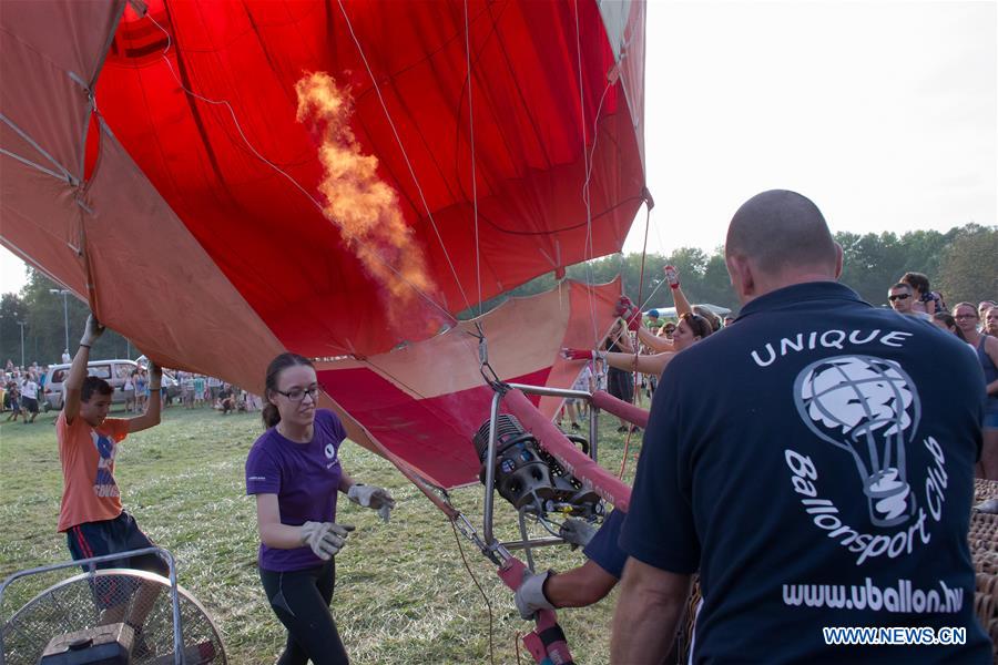 HUNGARY-AGARD-HOT AIR BALLOON-CARNIVAL