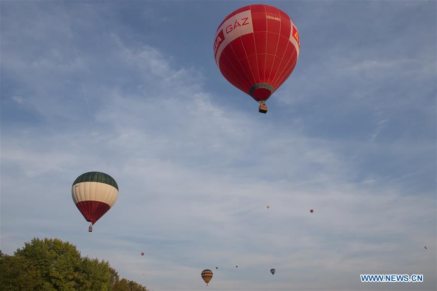 HUNGARY-AGARD-HOT AIR BALLOON-CARNIVAL